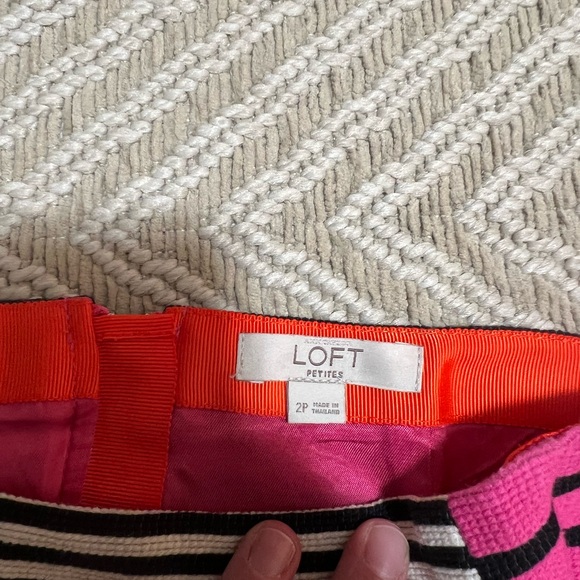 LOFT Pink and Black Striped Mini Skirt size 2P - Picture 3 of 3